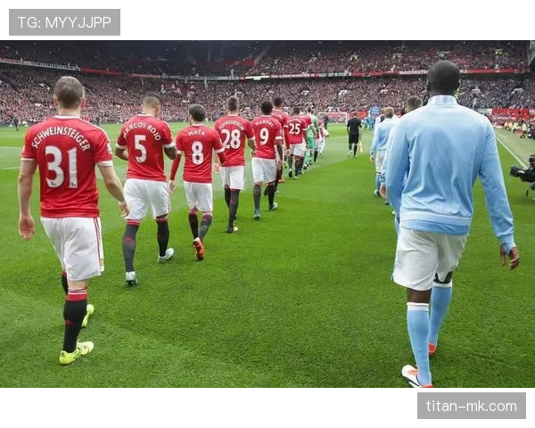 英超新赛季引援激烈展开 各队力抢球星提升联赛竞争力