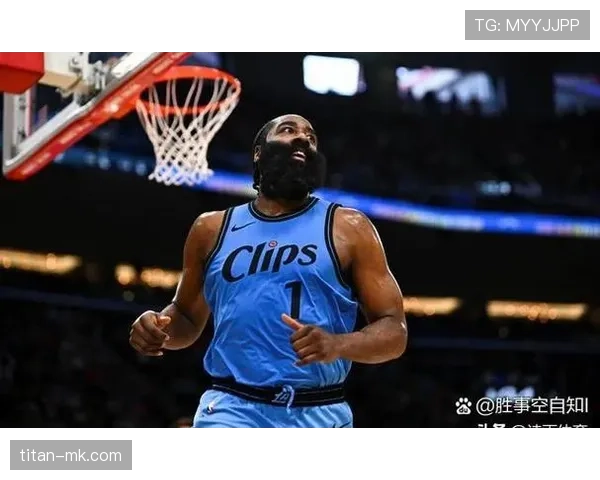 门兴格拉德巴赫迎战强敌，状态回升引关注新赛季表现