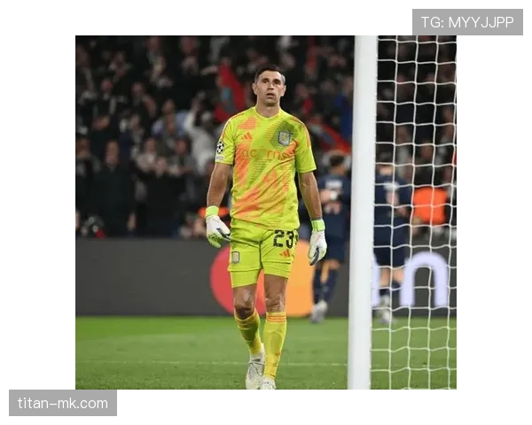 马丁内斯近期扑救表现稳健，多次关键救险展现顶级门将水准